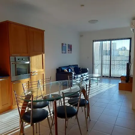 Birzebbugia Seaview - 100m From & Promenade *